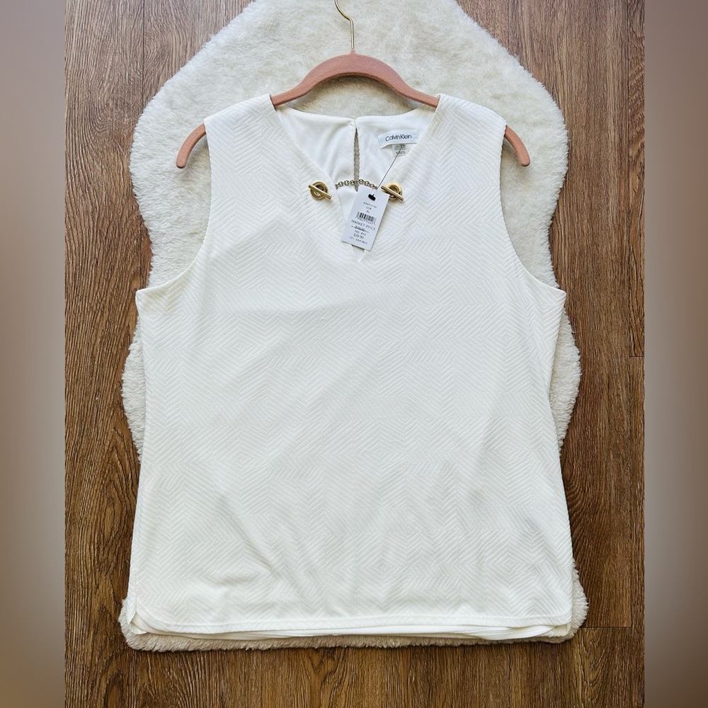 NWT Calvin Klein Cream Textured Women’s Sleeveless Top Size XL